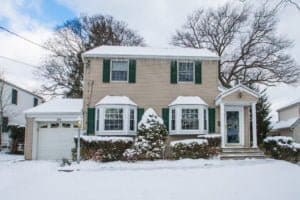 7 Reasons to List Your Home During the Holidays | www.gibbonsteam.net