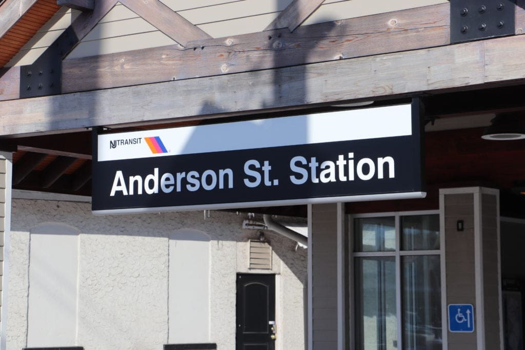 245 Anderson St 1H Hackensack NJ 07601 Presented for Rent by the Gibbons Team www.gibbonsteam.net