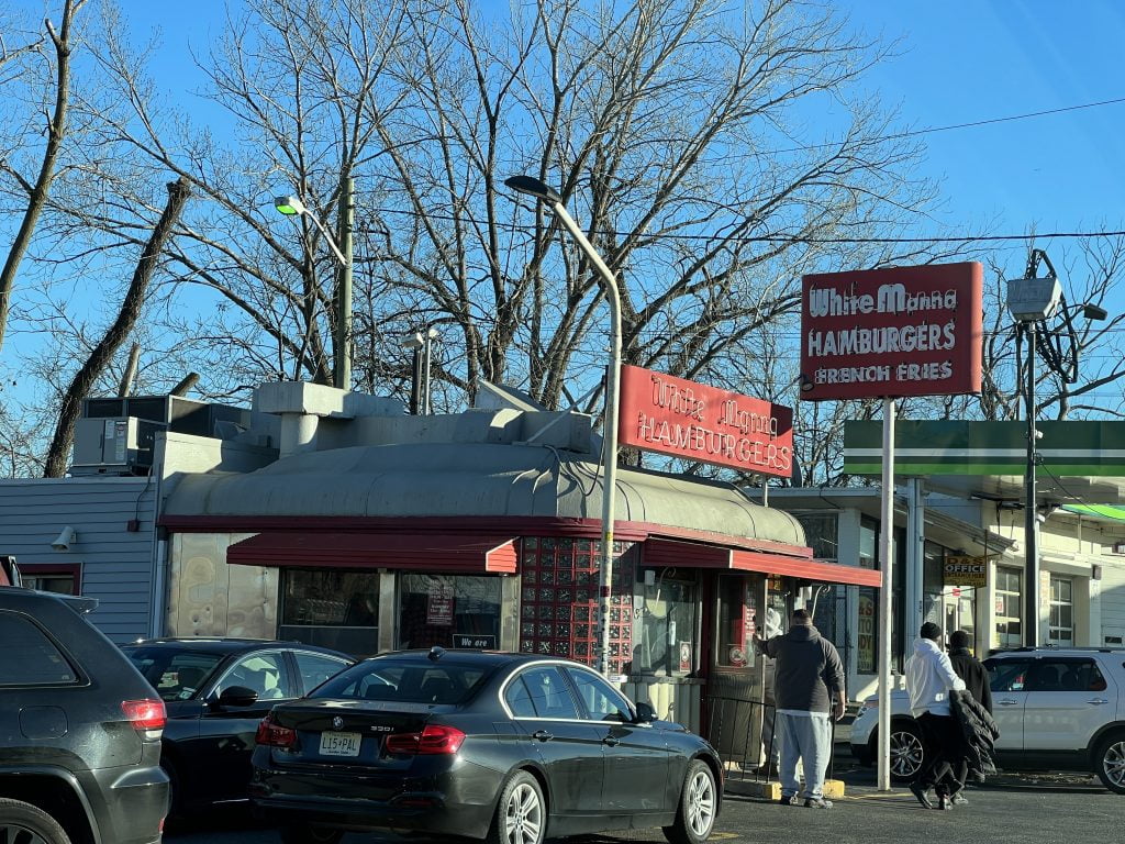 White Manna Hamburgers Hackensack NJ - www.northjerseypartners.com