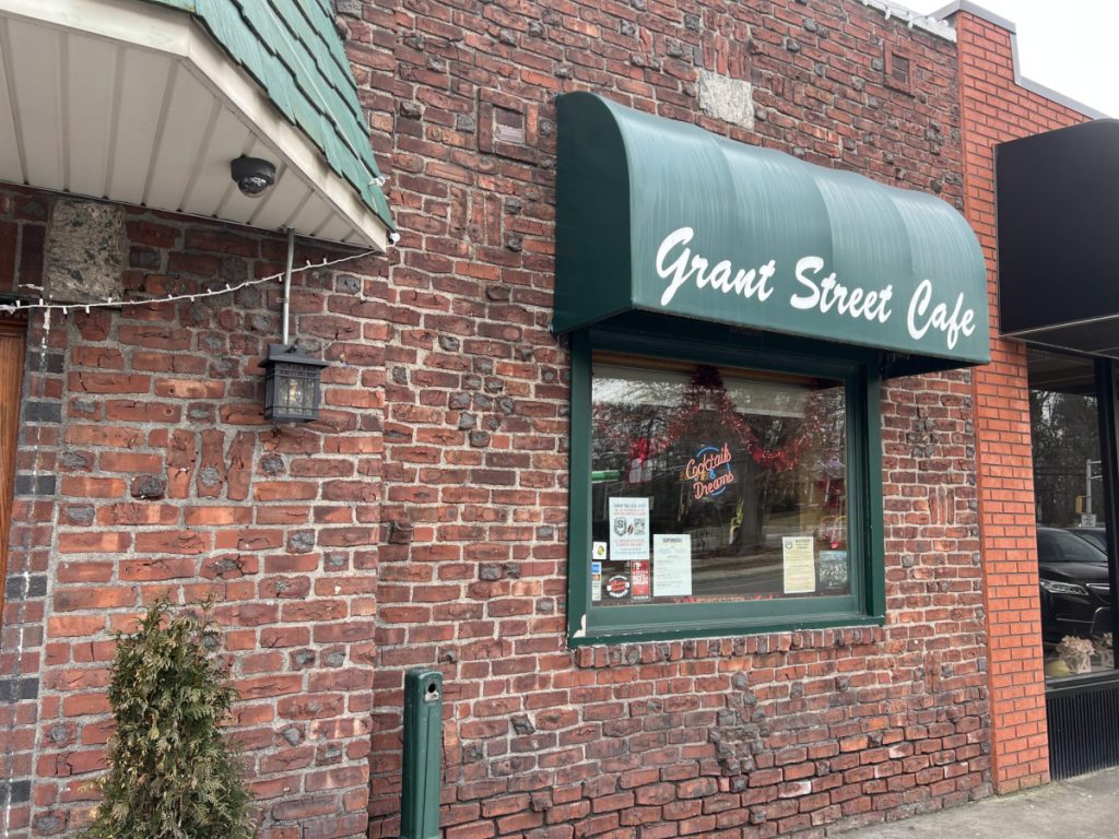 Grant Street Cafe Dumont NJ www.northjerseypartners.com