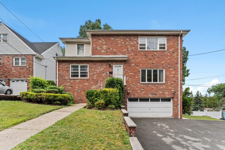 Edgewater Ave Ridgefield NJ (29)